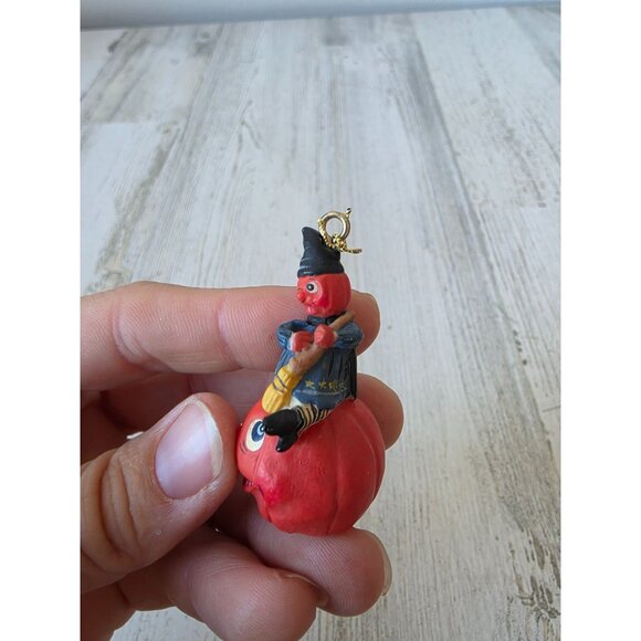 Dept 56 polliwoggs mini pumpkin witch ornament Halloween shabby chic jack-o'-lan - Picture 2 of 8